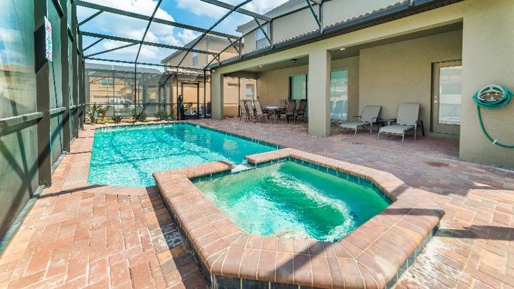 HOME EIGHT BEDROOMS WITH PRIVATE POOL Room