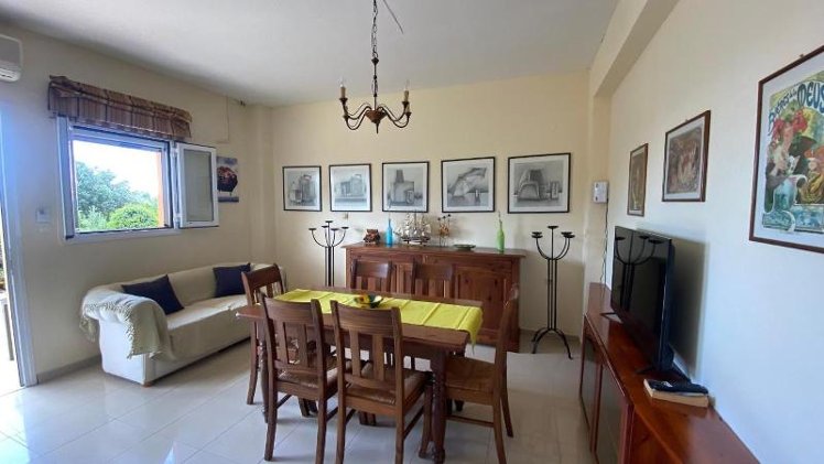 HOME GARDEN VIEW Room