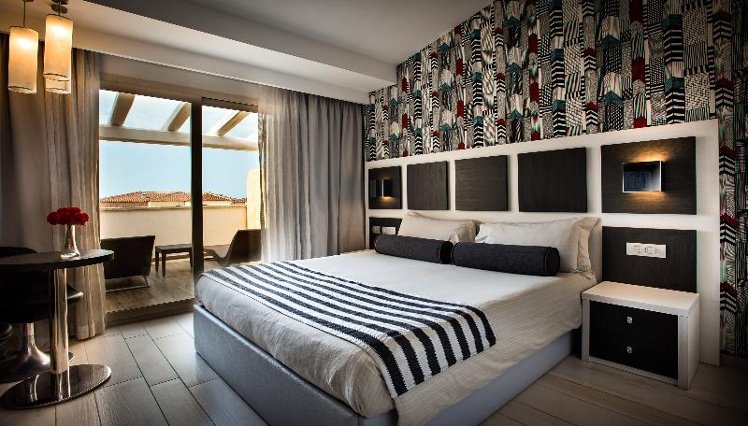 DOUBLE DELUXE Room