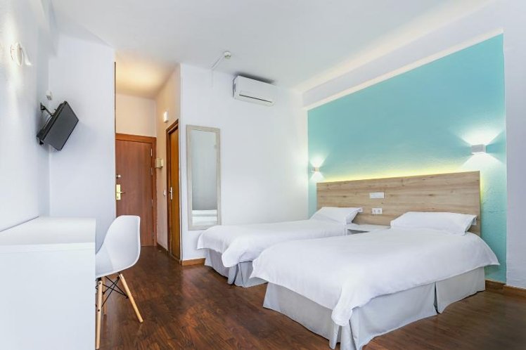 TWIN STANDARD Room