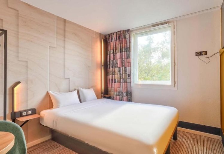 SINGLE STANDARD Room
