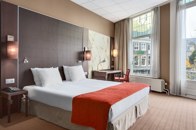 DOUBLE WITH VIEWS Room