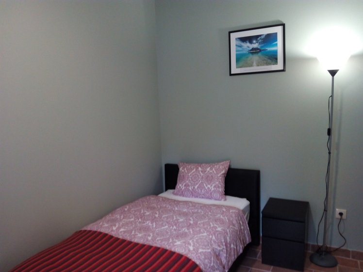 SINGLE STANDARD Room
