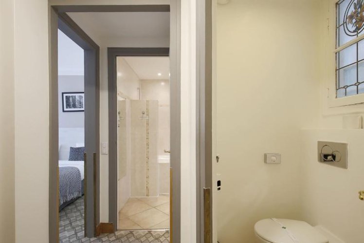 TRIPLE STANDARD Room