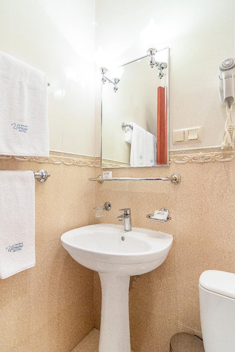 DOUBLE STANDARD Room