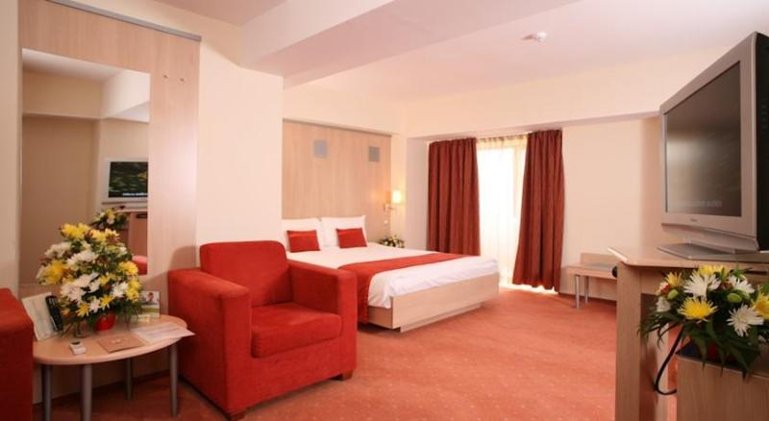 DOUBLE SINGLE USE STANDARD Room