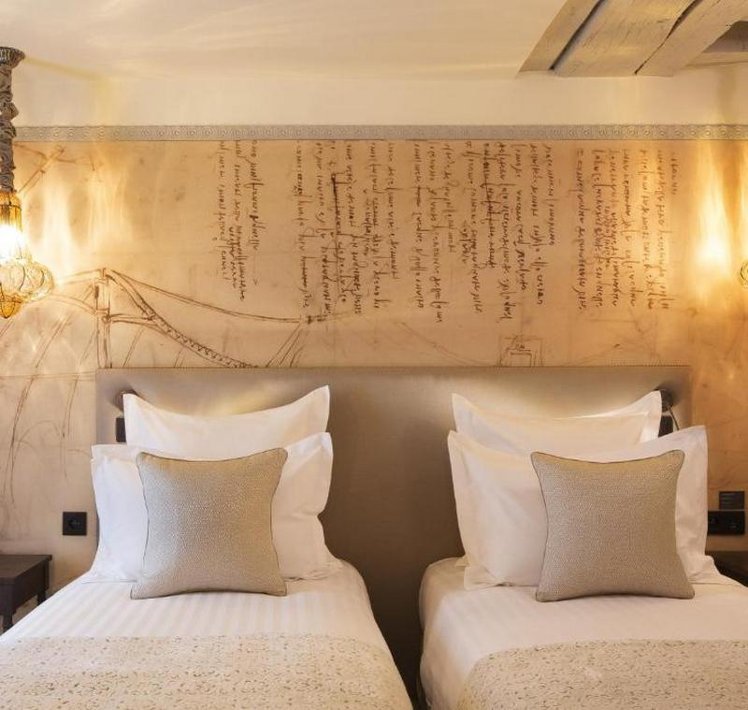 DOUBLE SUPERIOR Room