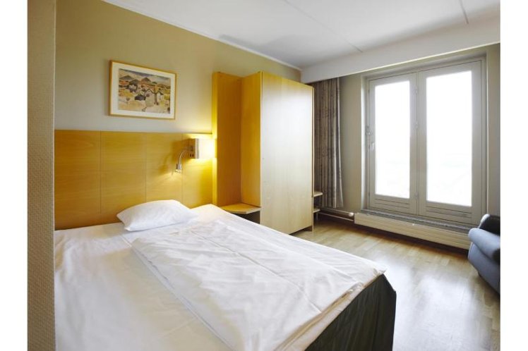 DOUBLE SINGLE USE STANDARD Room