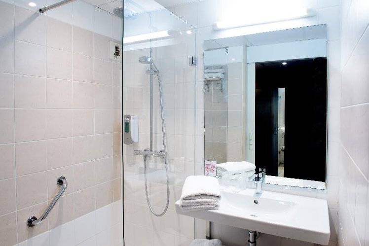 TWIN STANDARD Room