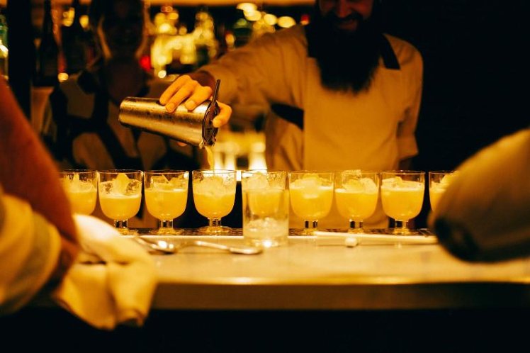 Bar