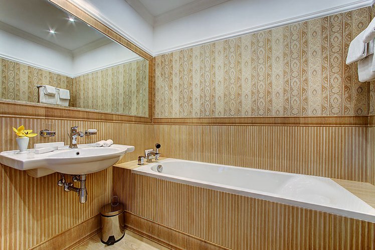 DOUBLE DELUXE Room