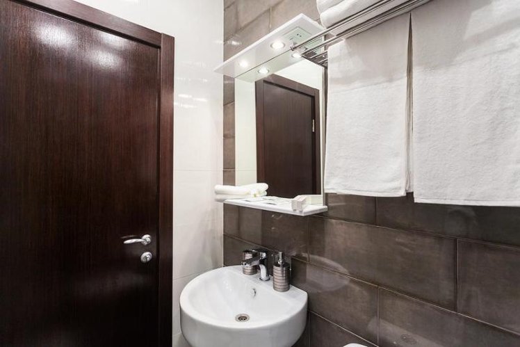 DOUBLE STANDARD Room