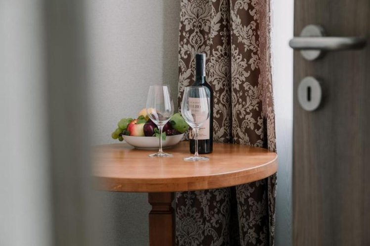 TWIN PREMIUM Room