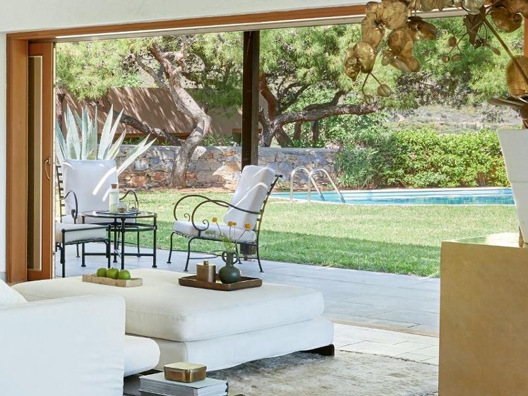 HOME WITH PRIVATE POOL Room