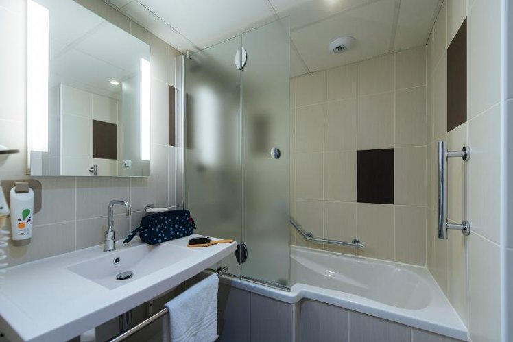 TWIN STANDARD Room