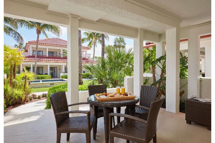 SUITE PREMIUM GARDEN VIEW Room