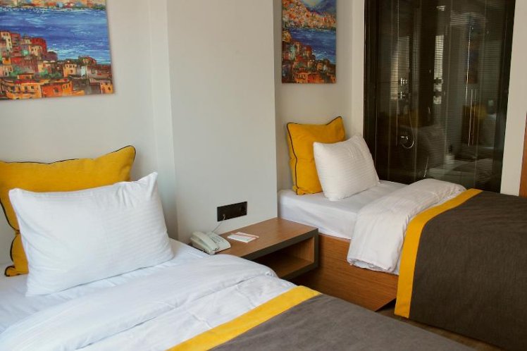 DOUBLE STANDARD Room