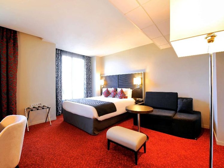 DOUBLE WITH DOUBLE BED Room