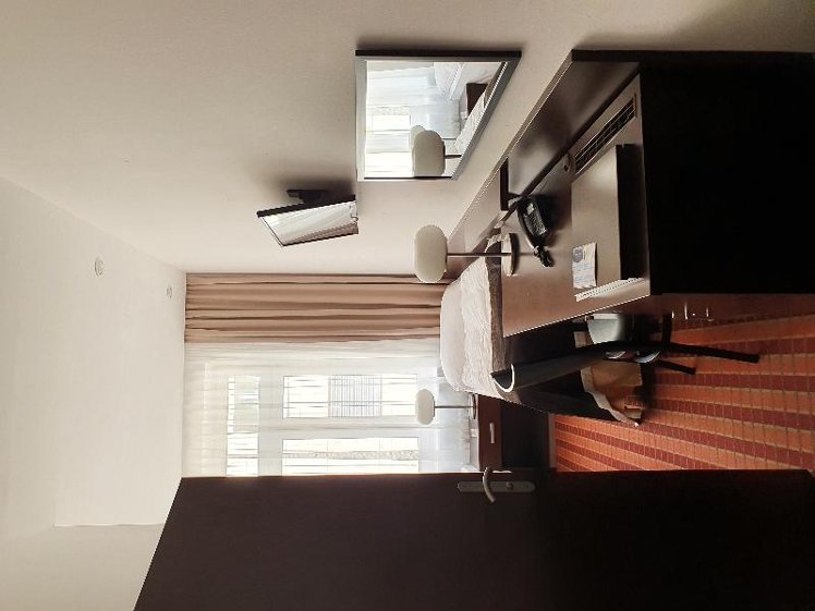 SINGLE STANDARD Room
