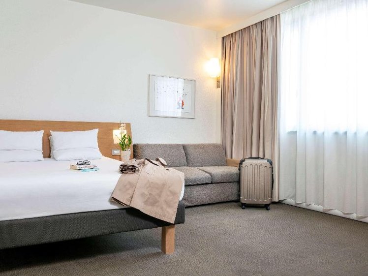 SINGLE STANDARD Room