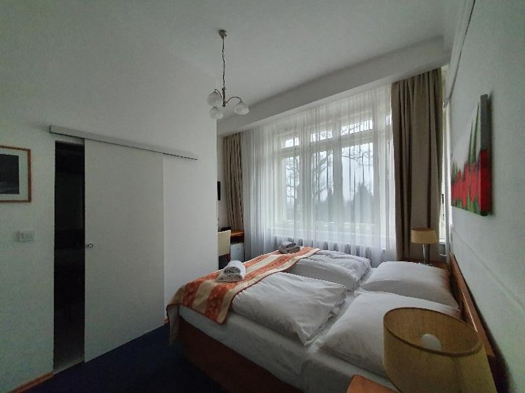 DOUBLE STANDARD Room
