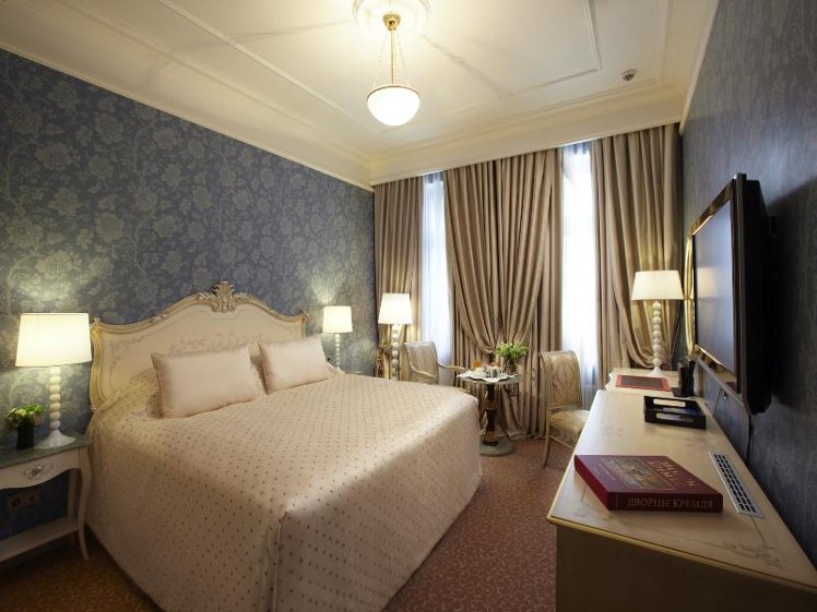 DOUBLE SUPERIOR Room