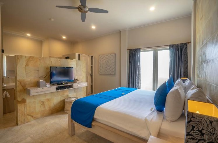 SUITE THREE BEDROOMS Room