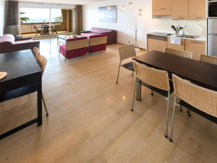 APARTMENT CAPACITY 6 Room