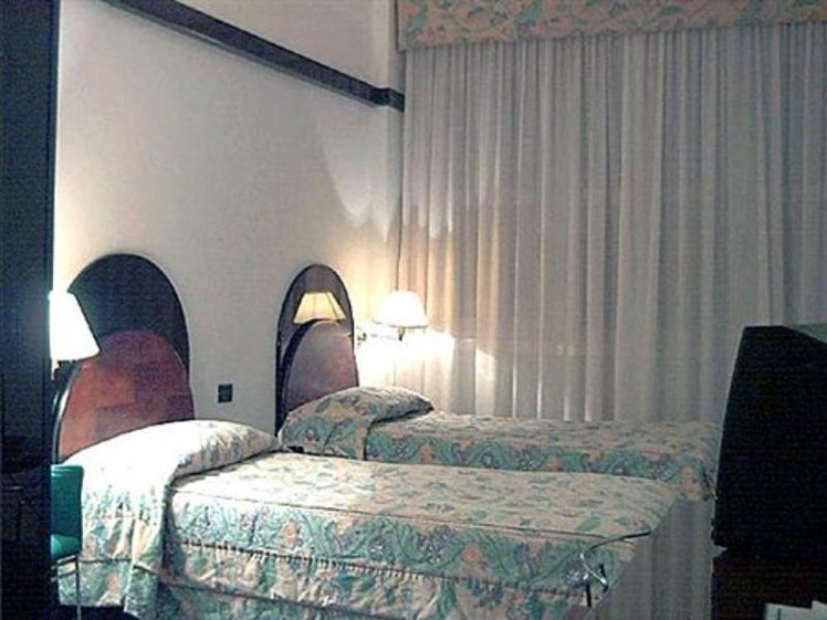 TWIN STANDARD Room