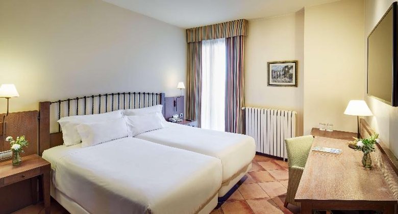 TWIN CLASSIC Room