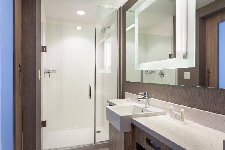 SUITE KING SIZE BED Room