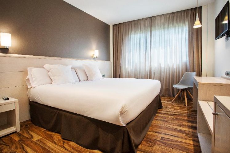 DOUBLE STANDARD Room