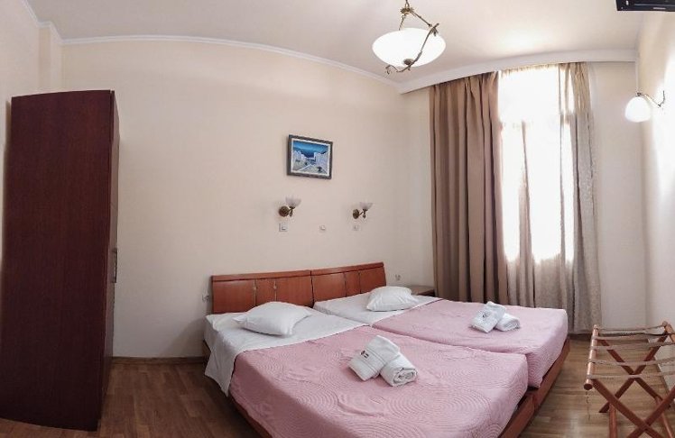 QUADRUPLE STANDARD Room