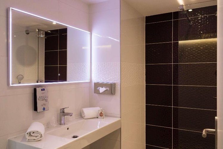 DOUBLE SUPERIOR Room
