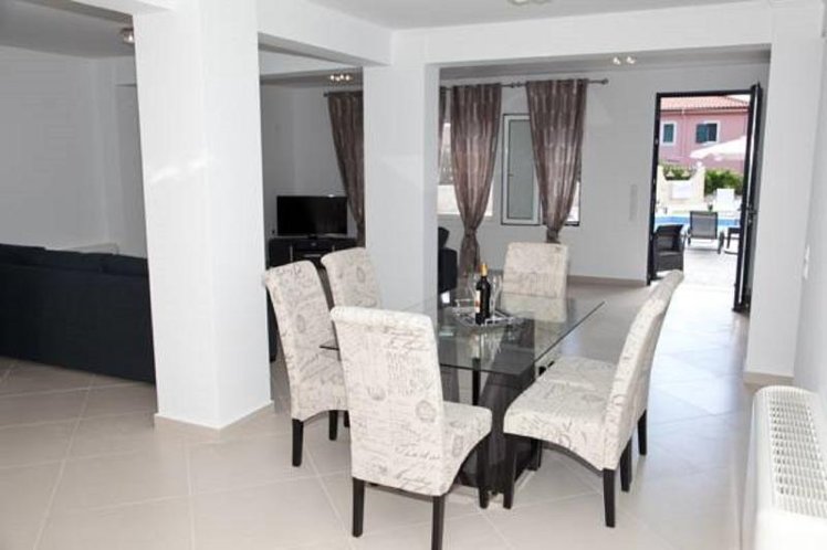 APARTMENT CAPACITY 6 Room