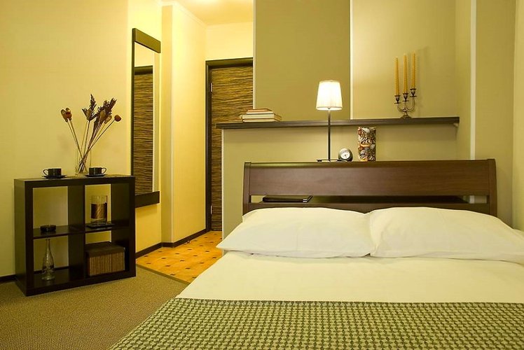 TWIN ECONOMY Room