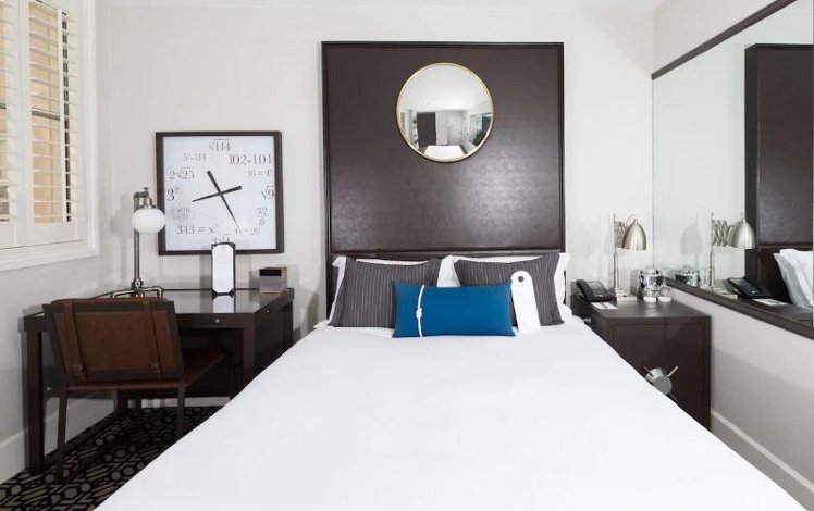 DOUBLE ONE BED Room