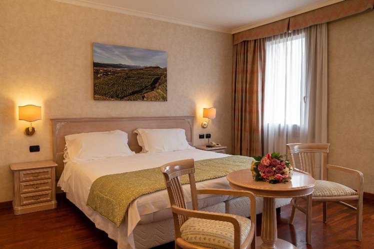 TRIPLE SUPERIOR Room