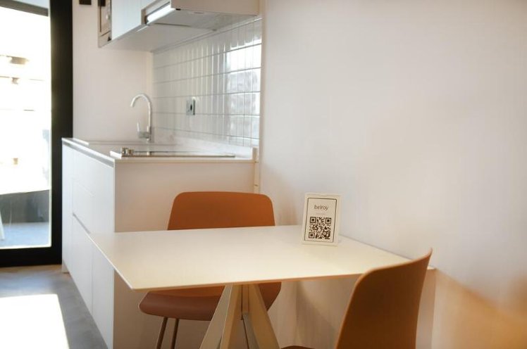 STUDIO STANDARD Room