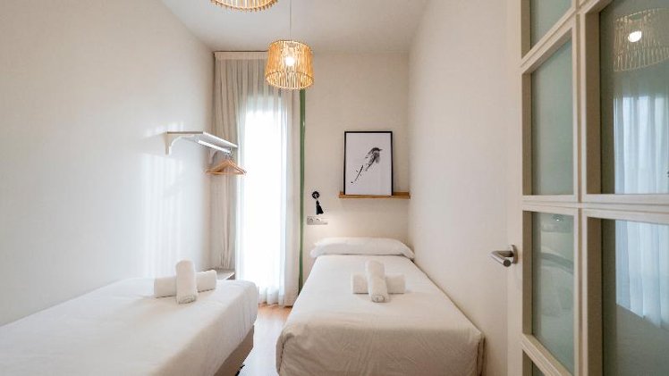 APARTMENT CAPACITY 7 THREE BEDROOMS Room