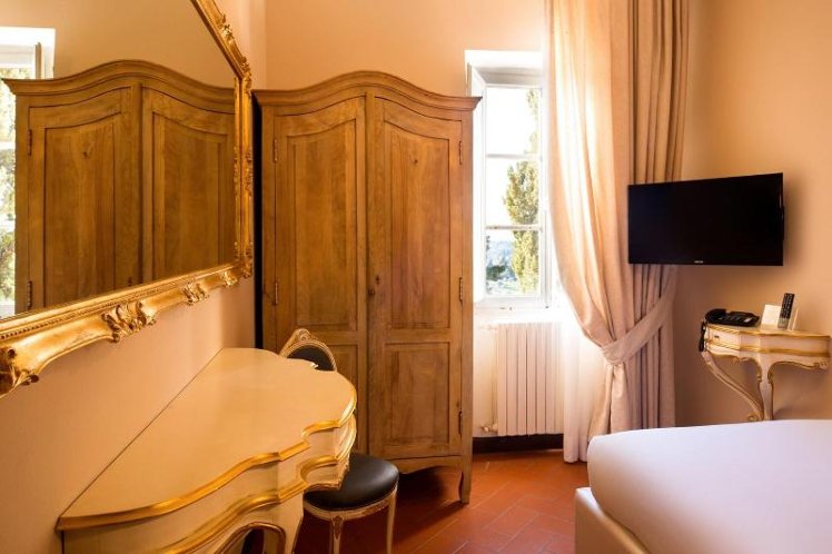 SINGLE SUPERIOR Room