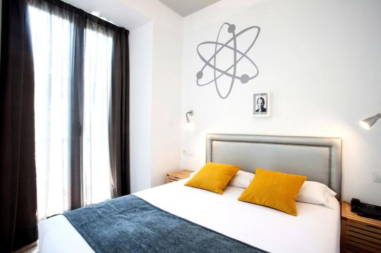 DOUBLE STANDARD Room