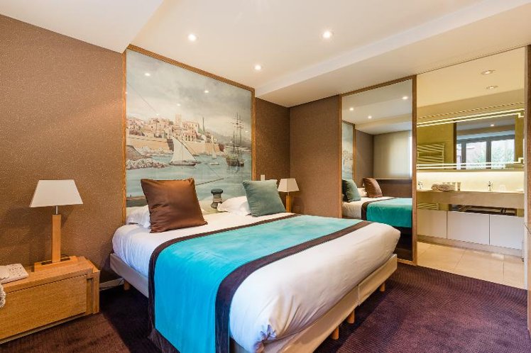 DOUBLE COMFORT Room