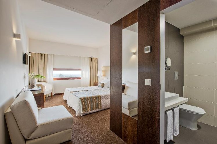SINGLE STANDARD Room