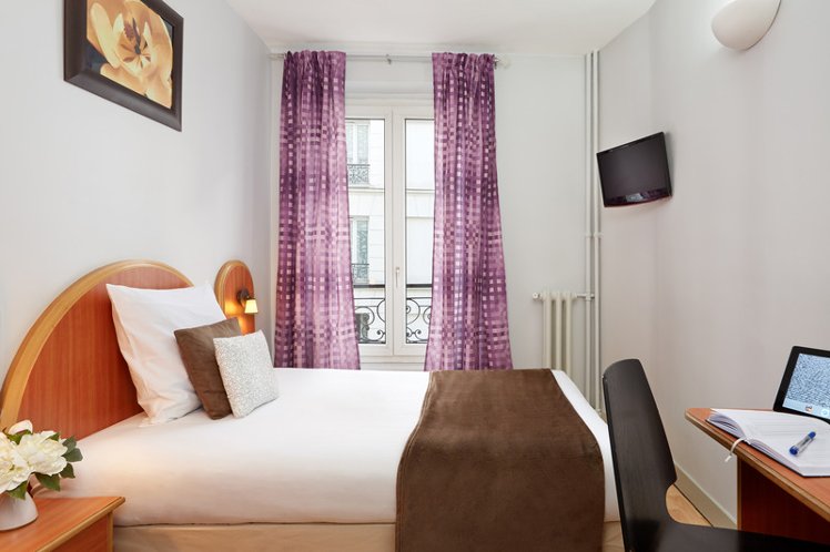 SINGLE STANDARD Room