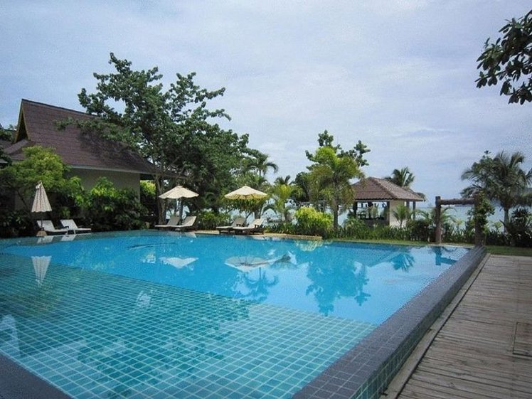 Phi Phi Villa Resort (SHA Extra Plus+)
