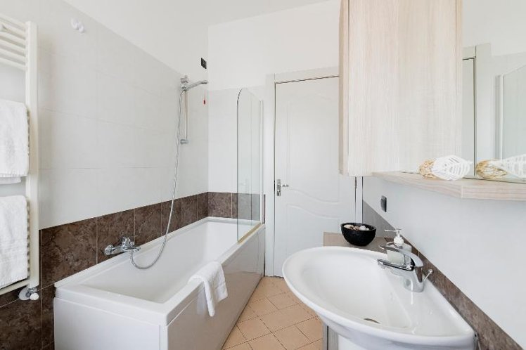 APARTMENT DELUXE WITH TERRACE Room