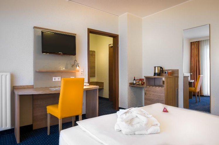 SINGLE SUPERIOR Room