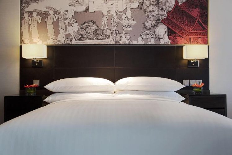 DOUBLE KING SIZE BED Room