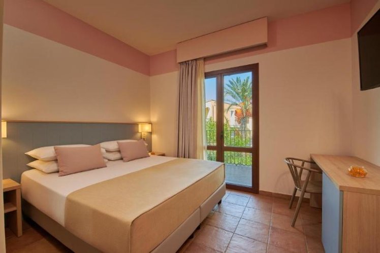 DOUBLE CLASSIC WITH BALCONY Room